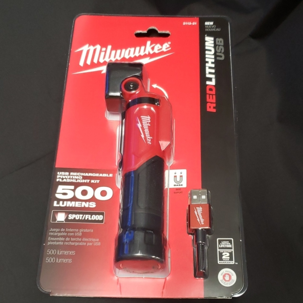 Milwaukee flash light